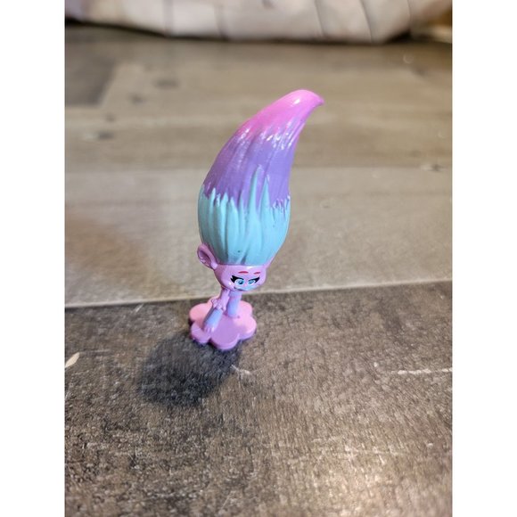 Trolls tour satin pink toy figure - Picture 1 of 5
